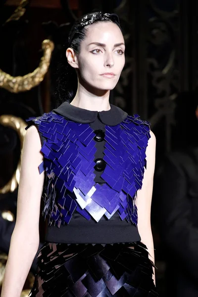 Look 145